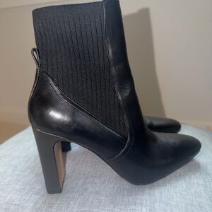 Elegant Black Ankle Boots